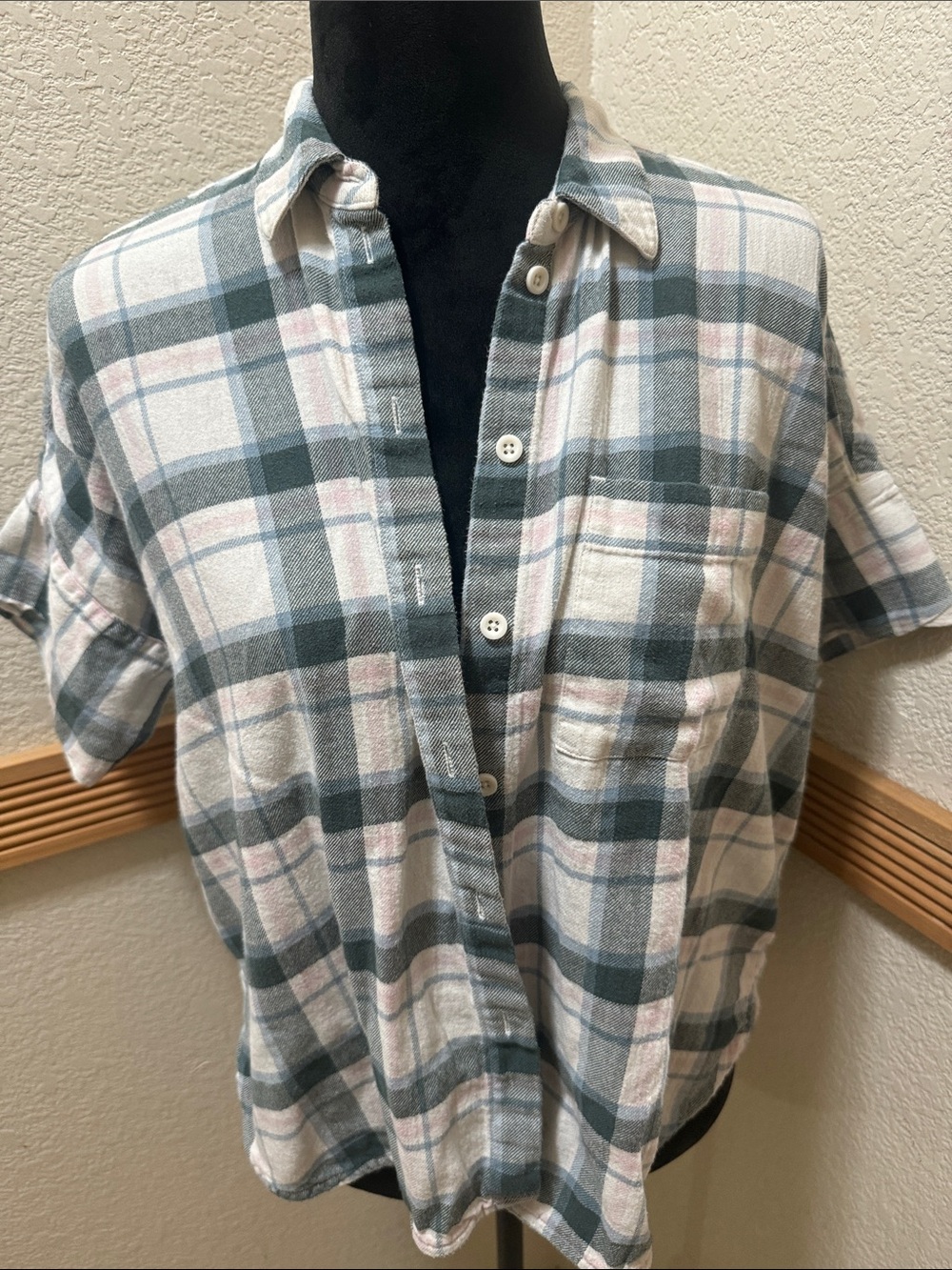 Madewell Green, White and Pink Plaid Short-Sleeve Button-Up Size XS